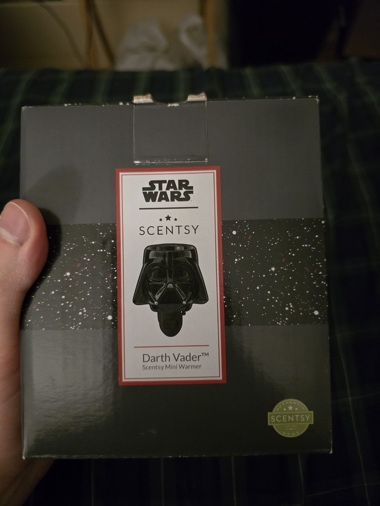 Star Wars Scentsy Darth Vader Mini Wax Melt Warmer Light – Rare Disney