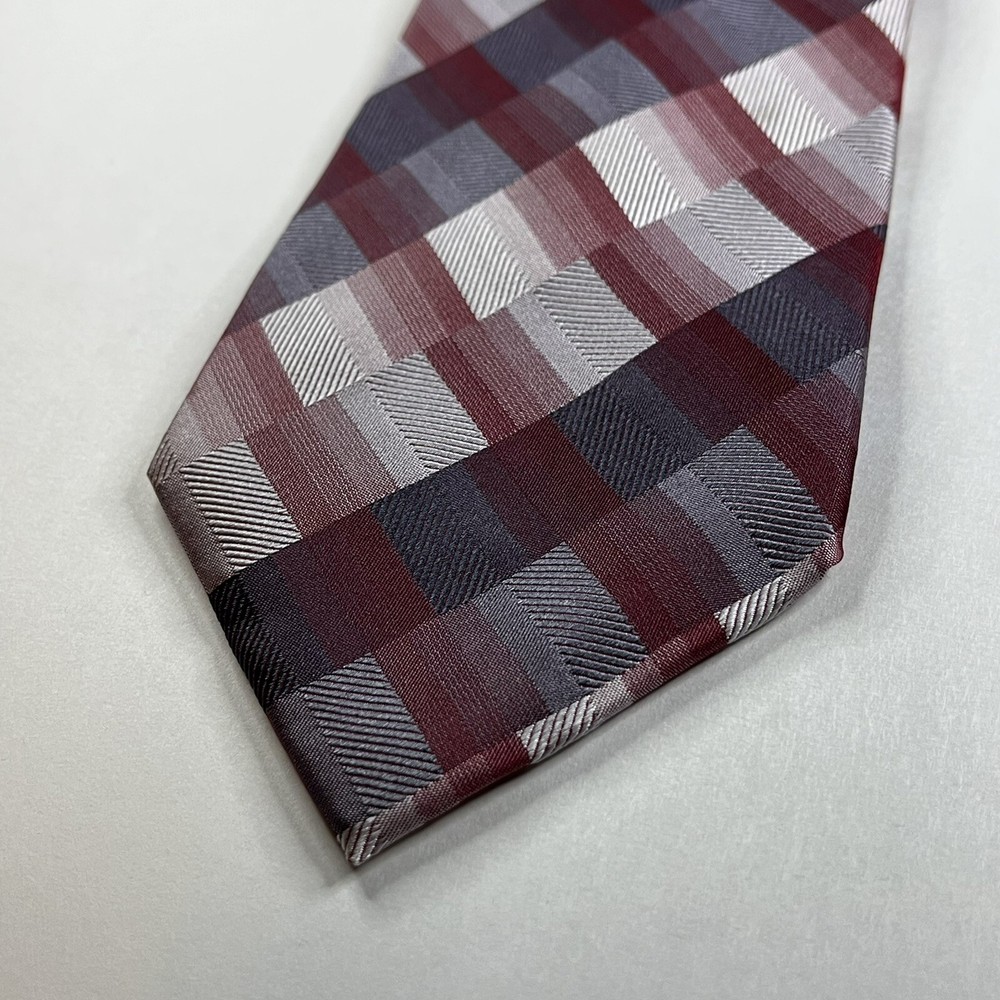 Van Heusen Necktie Tie Neckwear 57”x3.5” Red Gray Striped Geometric