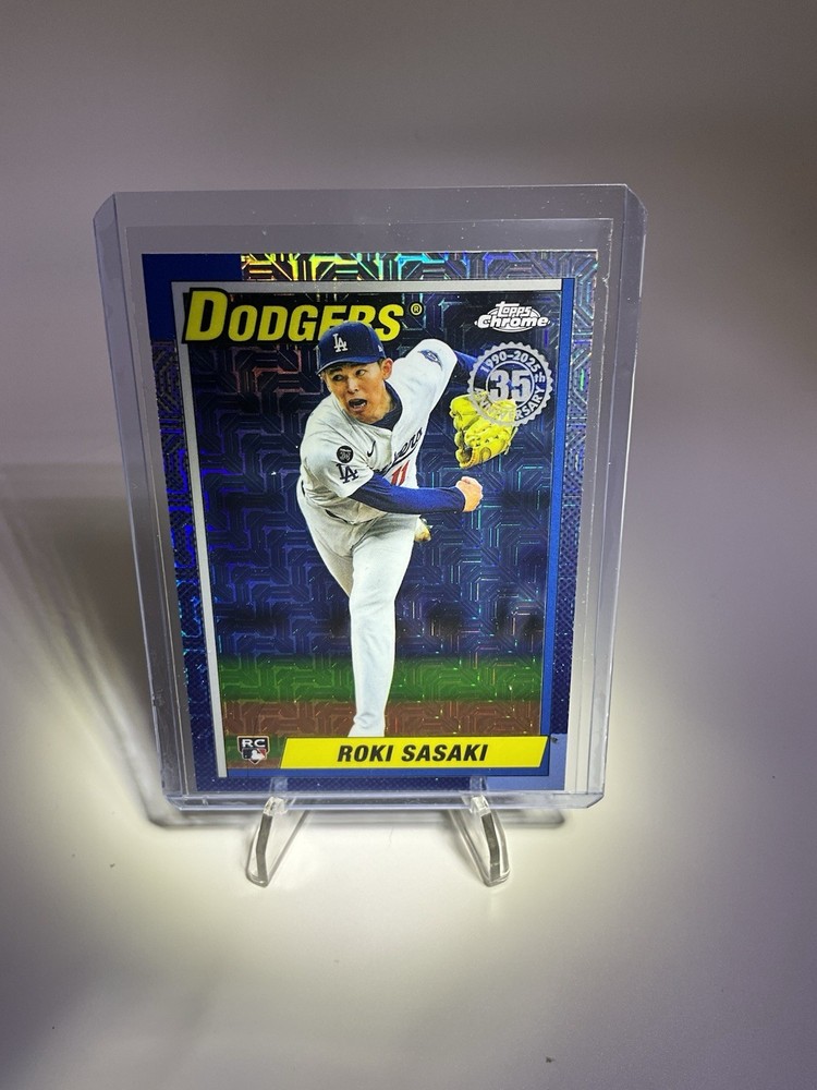 Roki Sasaki 2025 Topps Update Series Rookie Silver Pack Card Dodgers RC #U90C-40