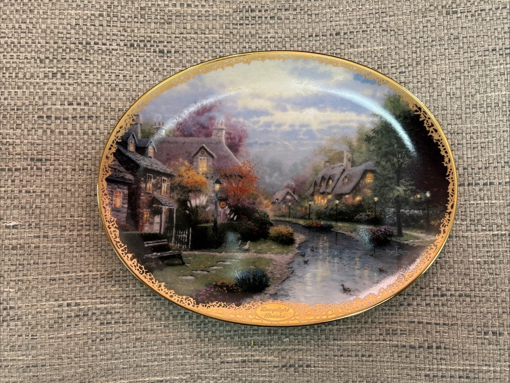 Thomas Kincaid Oval Plate Lamplight Brook