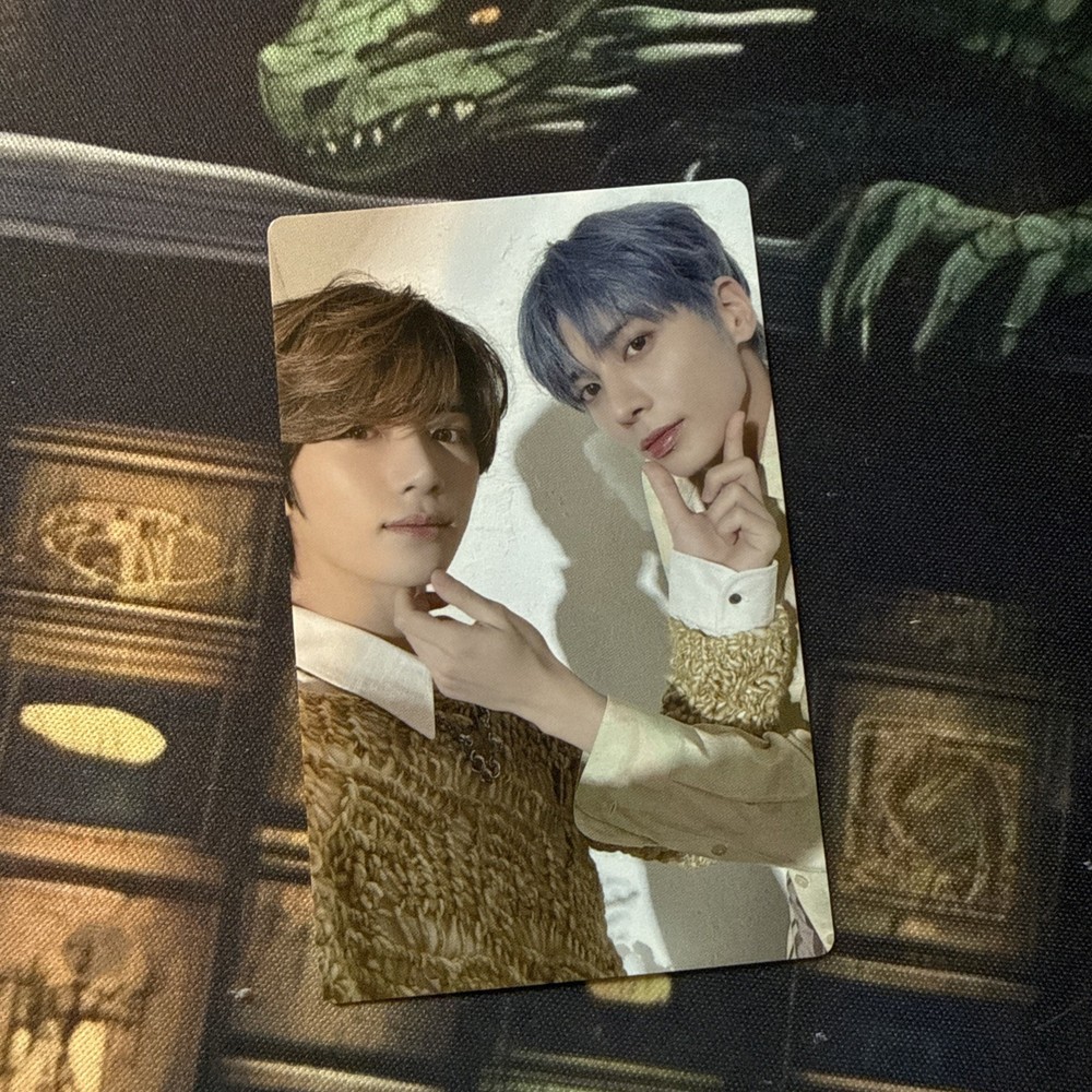 Beomgyu and Taehyun Official TXT Photocard
