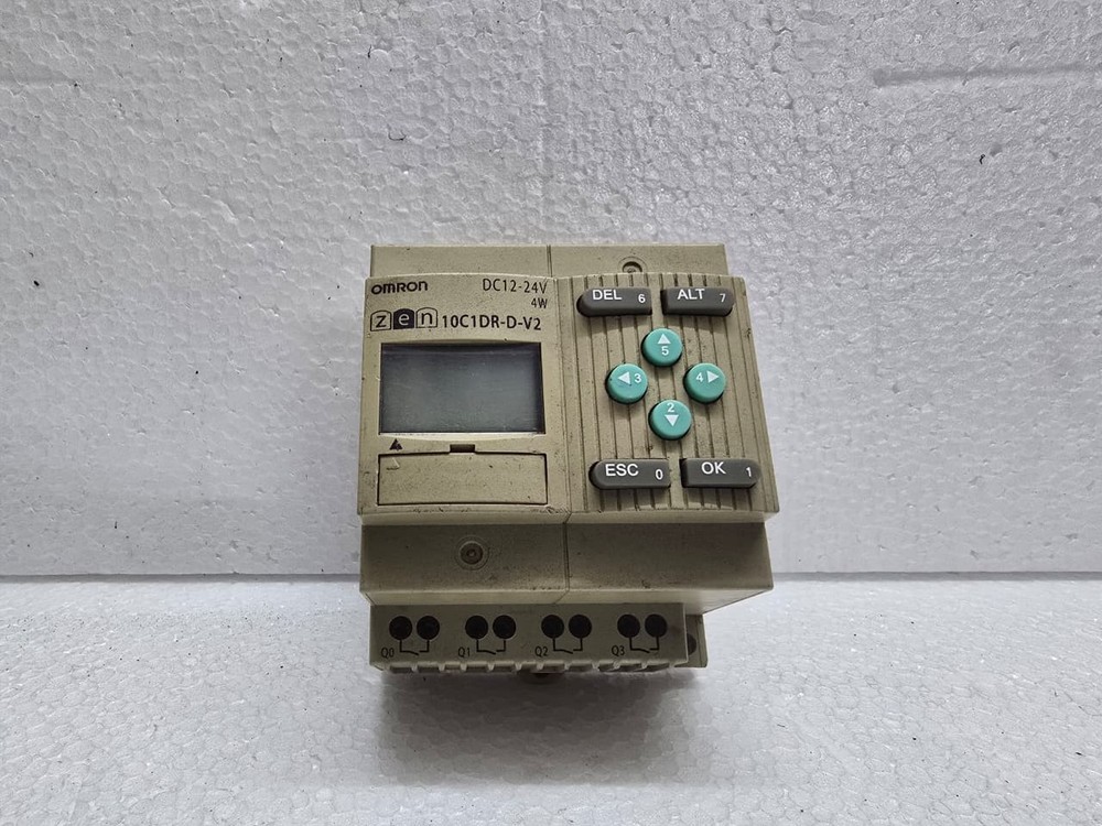 Omron ZEN-10C1DR-D-V2 12-24VDC Programmable Relay