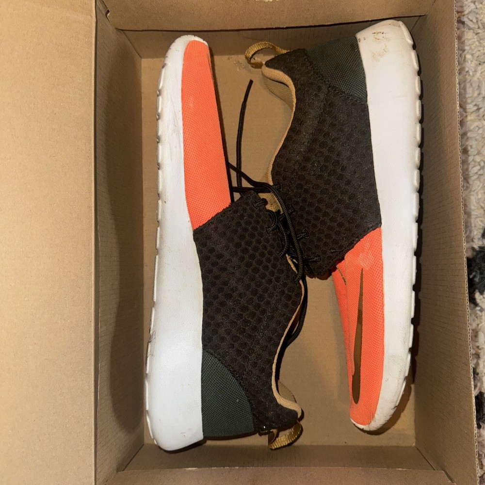 Nike Roshe Run FB Sequoia Gold Orange Men's Size 9.5 Sneakers 580573-371