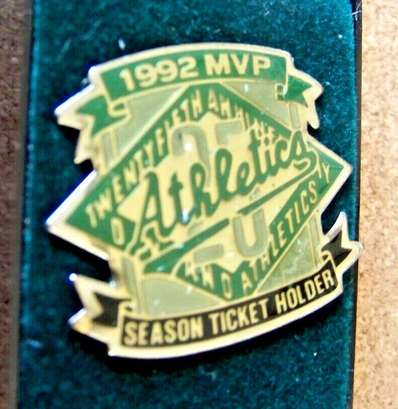 1992 MVP Season Ticket Holder Oakland Athletics A's pin 25th Anniversary c37510