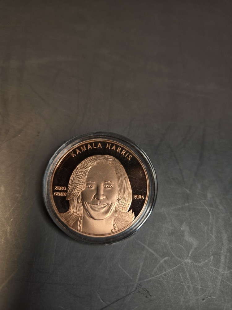 Kamala Harris 2024 E-Pluribus•Unum Bronze Collectible Coin. Not Legal Tender