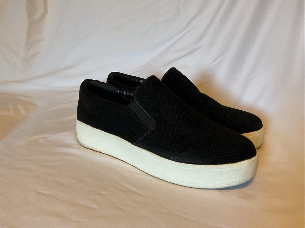 Steve Madden Black Suede Slip On Black Women’s 6.5 Sneaker
