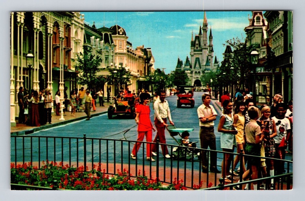 Vintage Disney World Orlando Florida Main Street USA Postcard