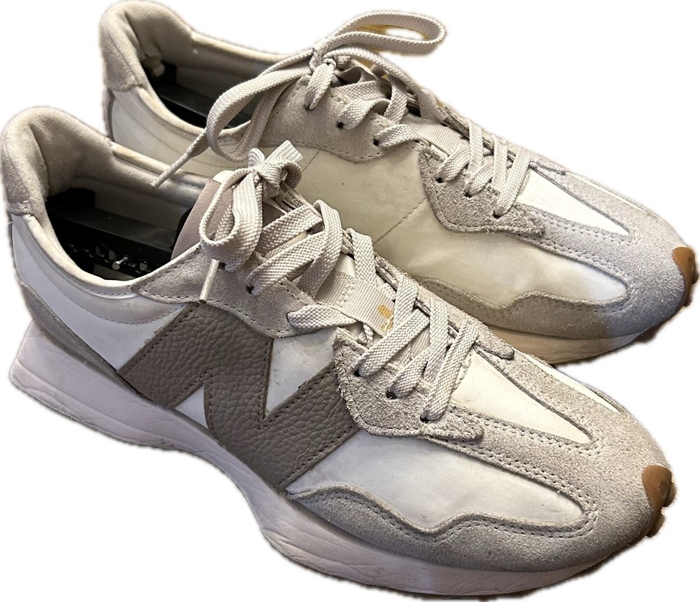 New Balance 327 Moonbeam Driftwood Sneakers Beige Gum Sole Mens Size 8 / 9.5W