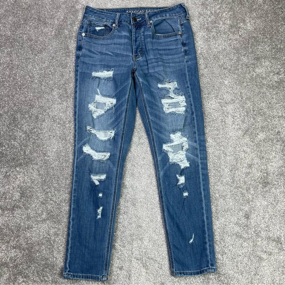 American Eagle Tomgirl Jeans Women's 6 Tapered Dark Wash Relaxed Fit Distressed