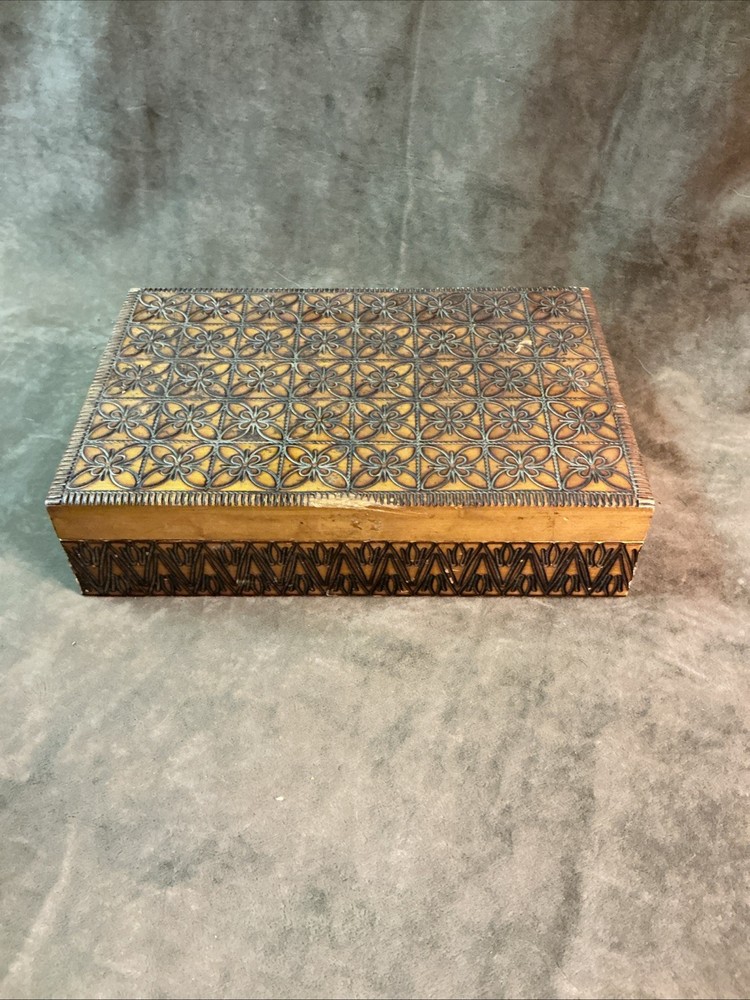 Vintage Polish handmade Purography wood box ornate design Trinket Jewelry Use