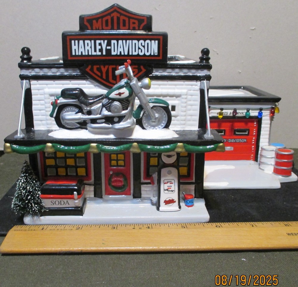 Dept 56 Snow Village Harley Davidson Motorcycle Shop 54886 without box