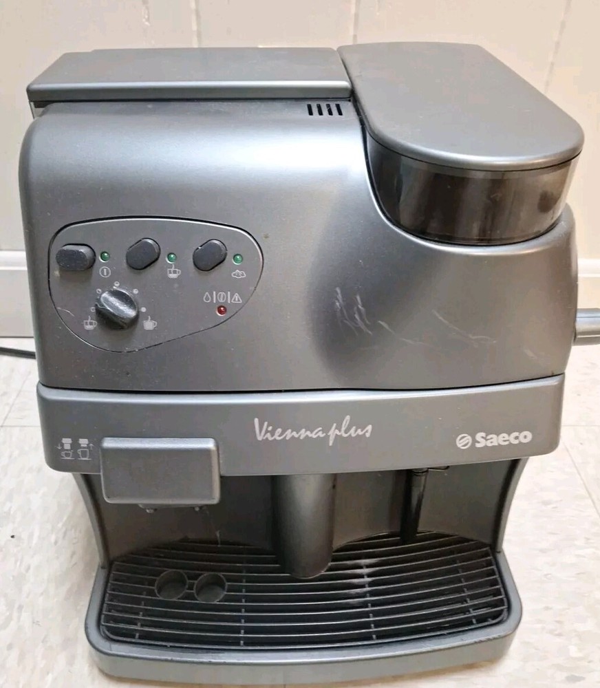 Saeco Vienna Superautomatica Espresso Cappuccino Machin
