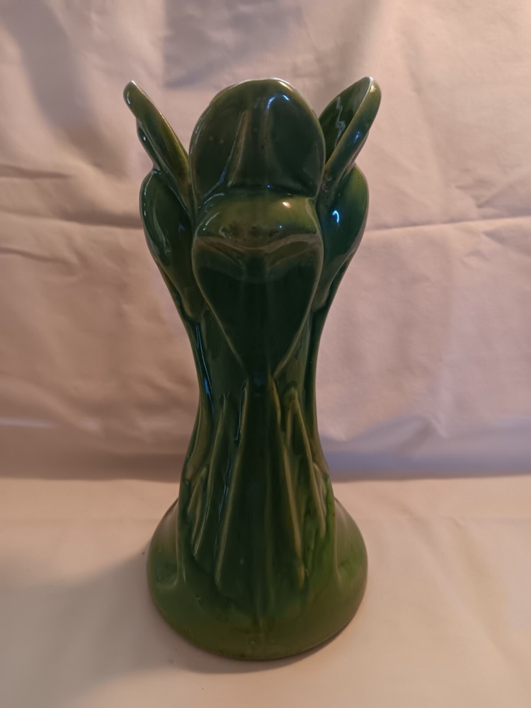 ANTIQUE MCCOY BUD VASE/VINTAGE/GREEN/6 INCH