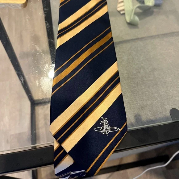 Vivienne Westwood Mens Limited edition Designer Tie black and gold made in Italy