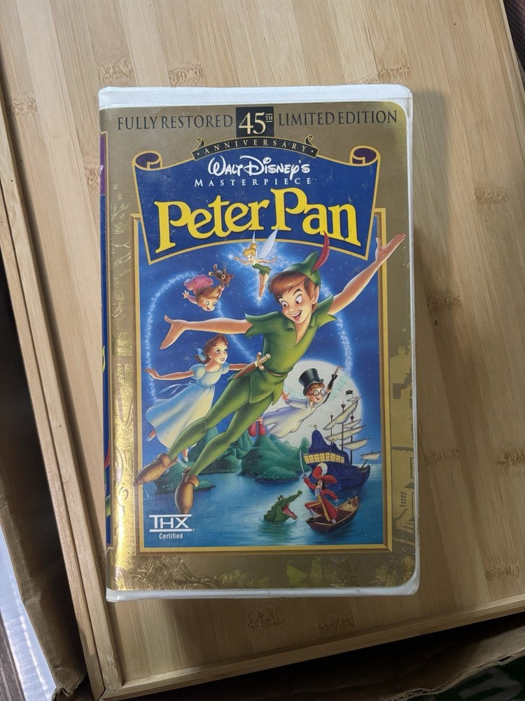 Peter Pan (VHS, 1998) 45th Anniversary Walt Disney Masterpiece Clamshell