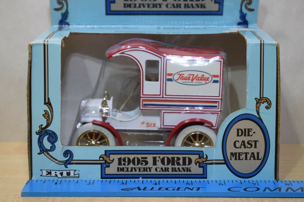 Vintage ERTL TRUE VALUE Hardware 1905 Ford Delivery Car Die-Cast Coin Bank