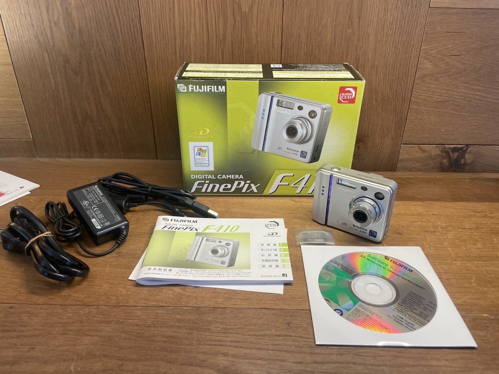 Fuji Fujifilm FinePix F410 3.1MP Compact Digital Camera Full Set Unused JPN