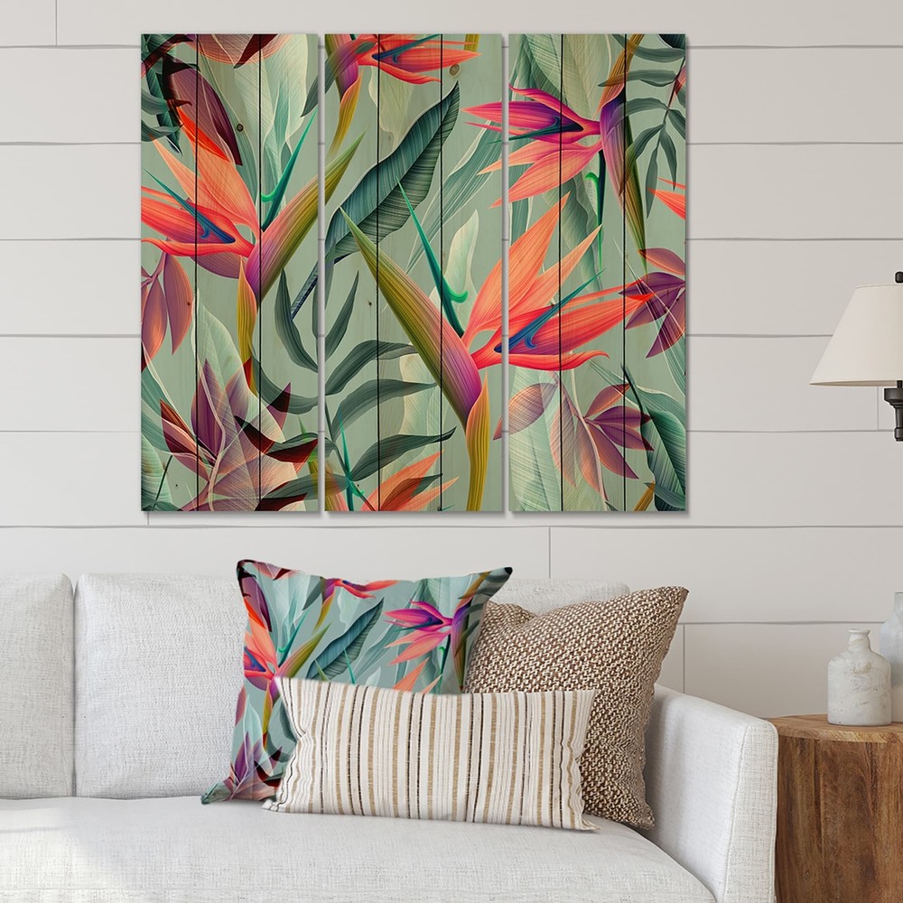 Designart 'Tropical VIntage Flowers VI' Traditional Print on