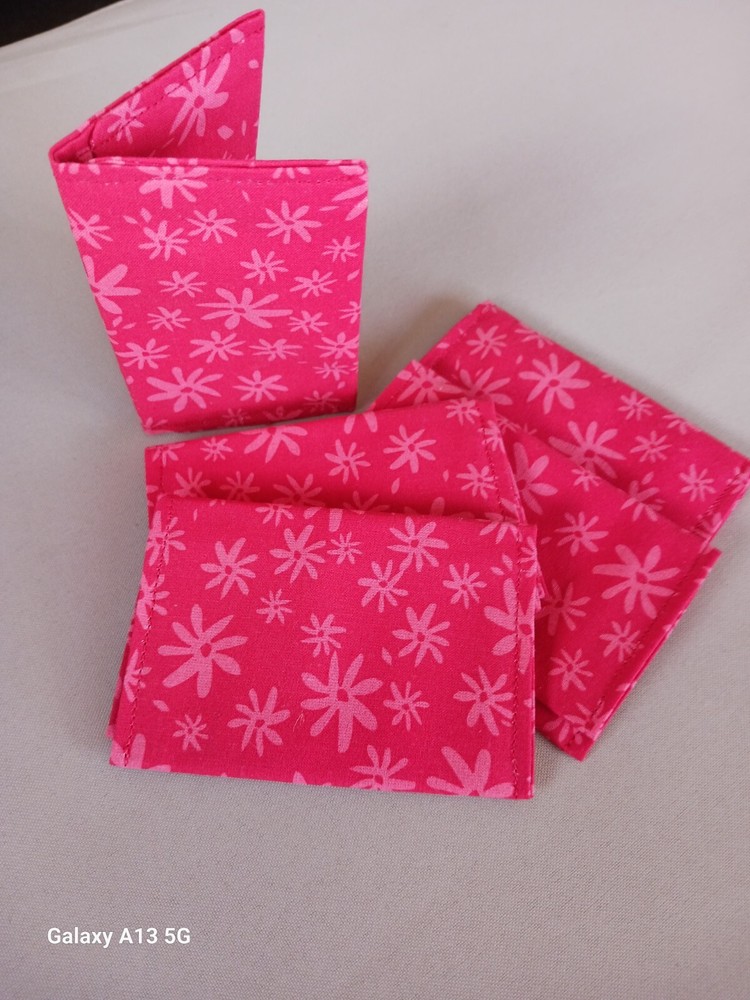 Credit/Gift Card Holders, Fabric, Set Of 5 In Red.  FREE Shipping-image