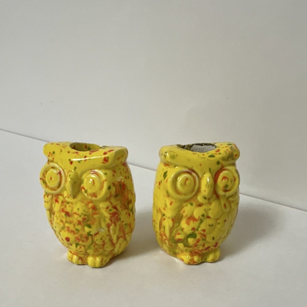 VNTG 70s Yellow Speckled Owl Macrame Beads. Large 2 /12” set of 2