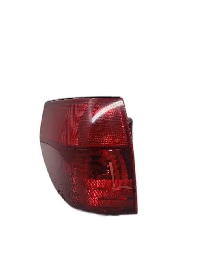 Fits 04-05 Sienna Tail Light Lamp Quarter Panel Mounted Driver Left LH OEM