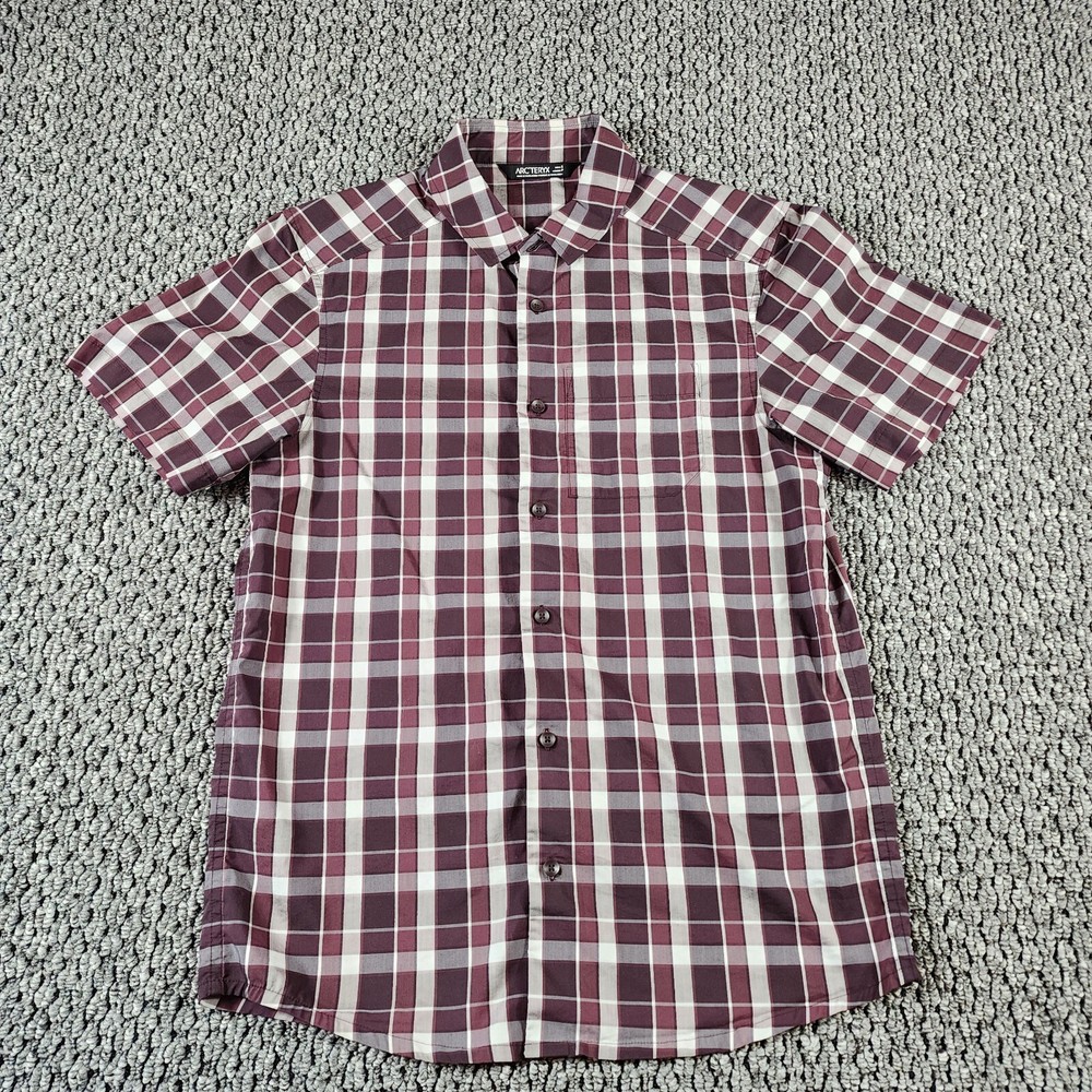 Arcteryx Men’s Small Plaid Short Sleeve Button-Up Shirt