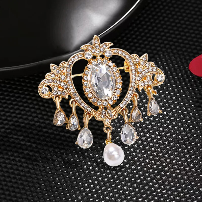 Vintage Court-style Pearl Brooch Exaggerated Accessories Clothes Pin