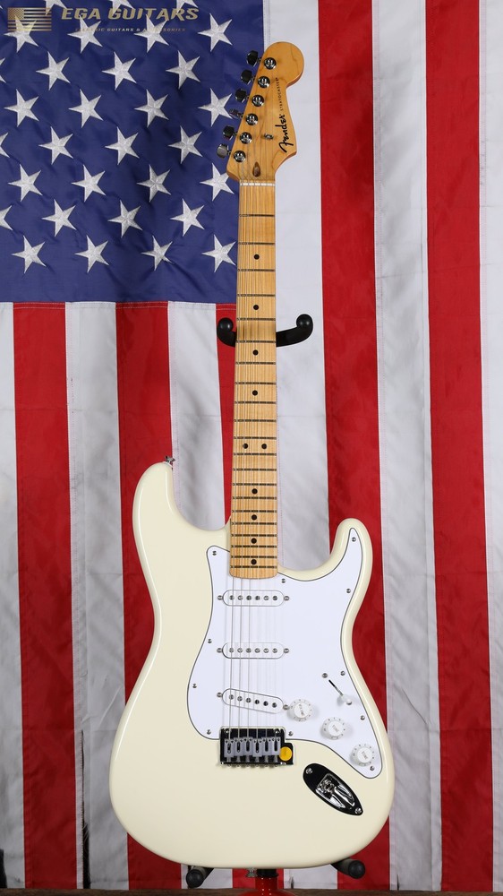 Fender Standard Stratocaster - Olympic White