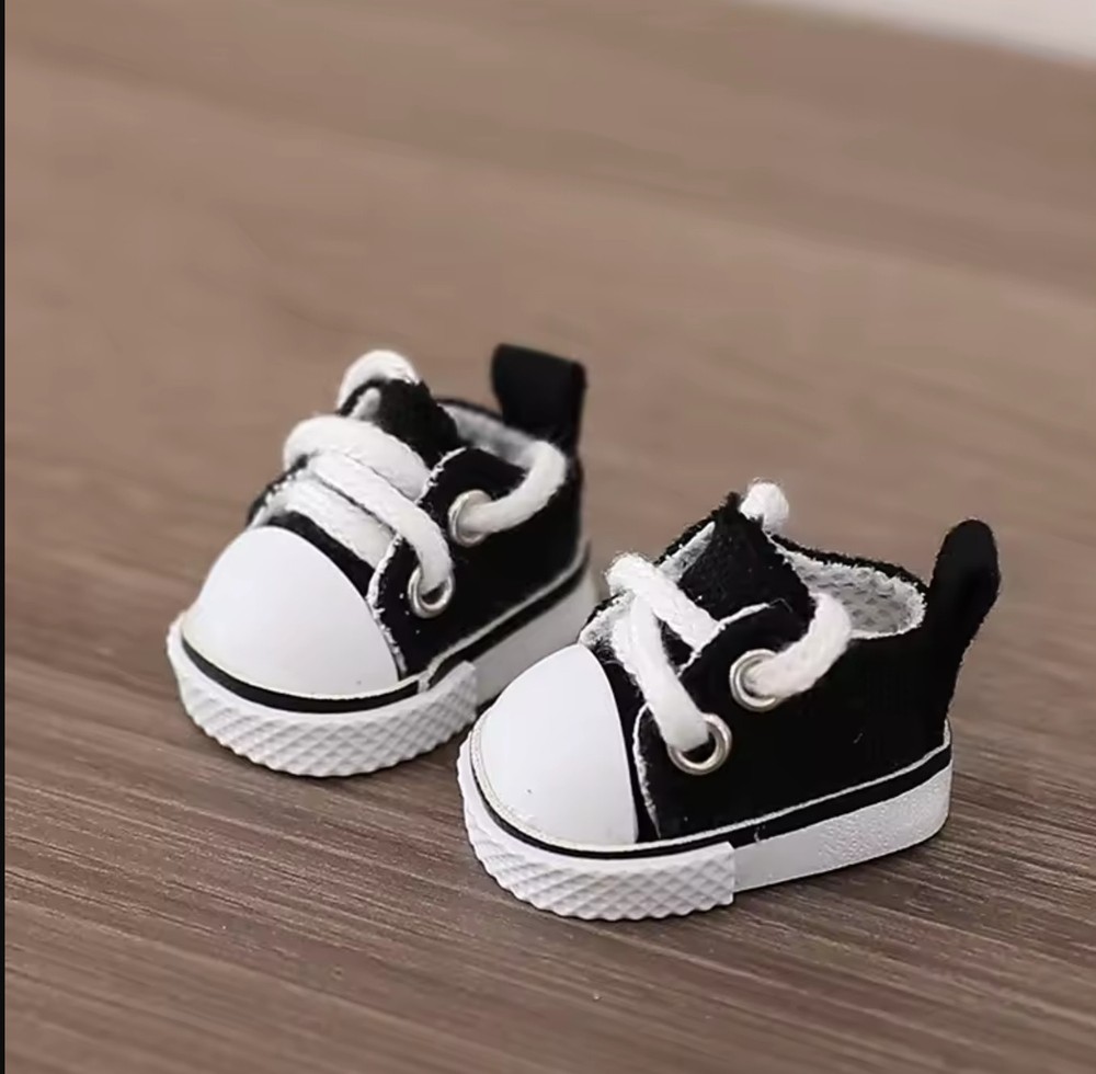 Labubu Mini Doll Sneaker Shoes - Perfect Fit for Labubu Dolls