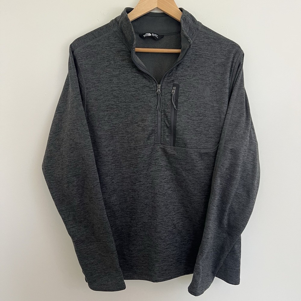The North Face Mens M Gray Lightweight Full Zip Sweater with Pockets