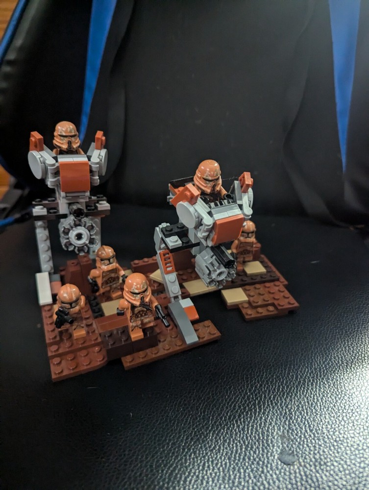 LEGO Star Wars: Geonosis Troopers (75089)/Moc
