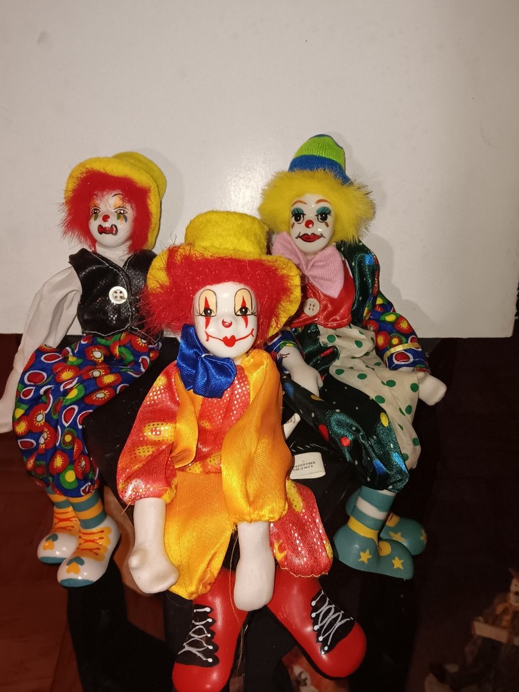 Vintage Ganz Clown Porcelain Hands Feet Shelf Sitter Set of 3 13 Inch