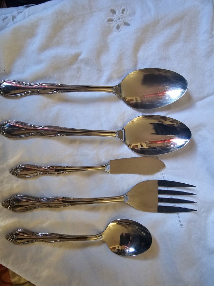 Oneida Wm A Rogers Montclair Flower Tip 5-Piece Serving Set