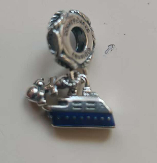 NEW ™PANDORA sets sail with est cruise ship Charm Ale 925