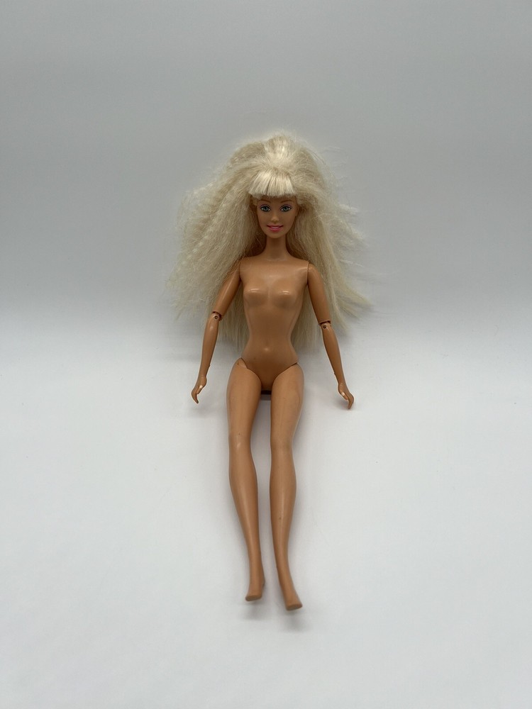 1998 Head 1999 Body Mattel Barbie China ( Box 15)