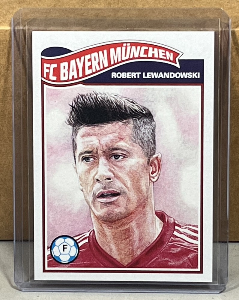 2019 TOPPS LIVING #27 ROBERT LEWANDOWSKI FC BAYERN MUNCHEN UEFA Champions League