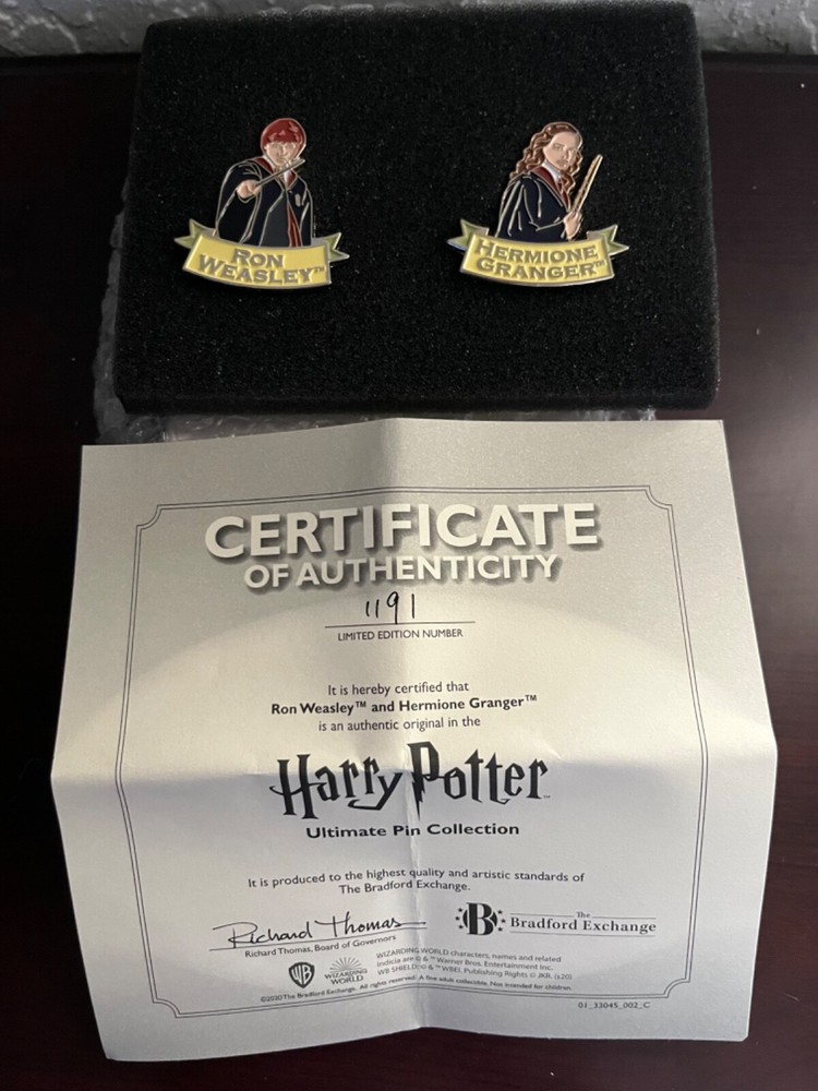 RARE Harry Potter Hermione & Ron Pin with COA Bradford Exchange