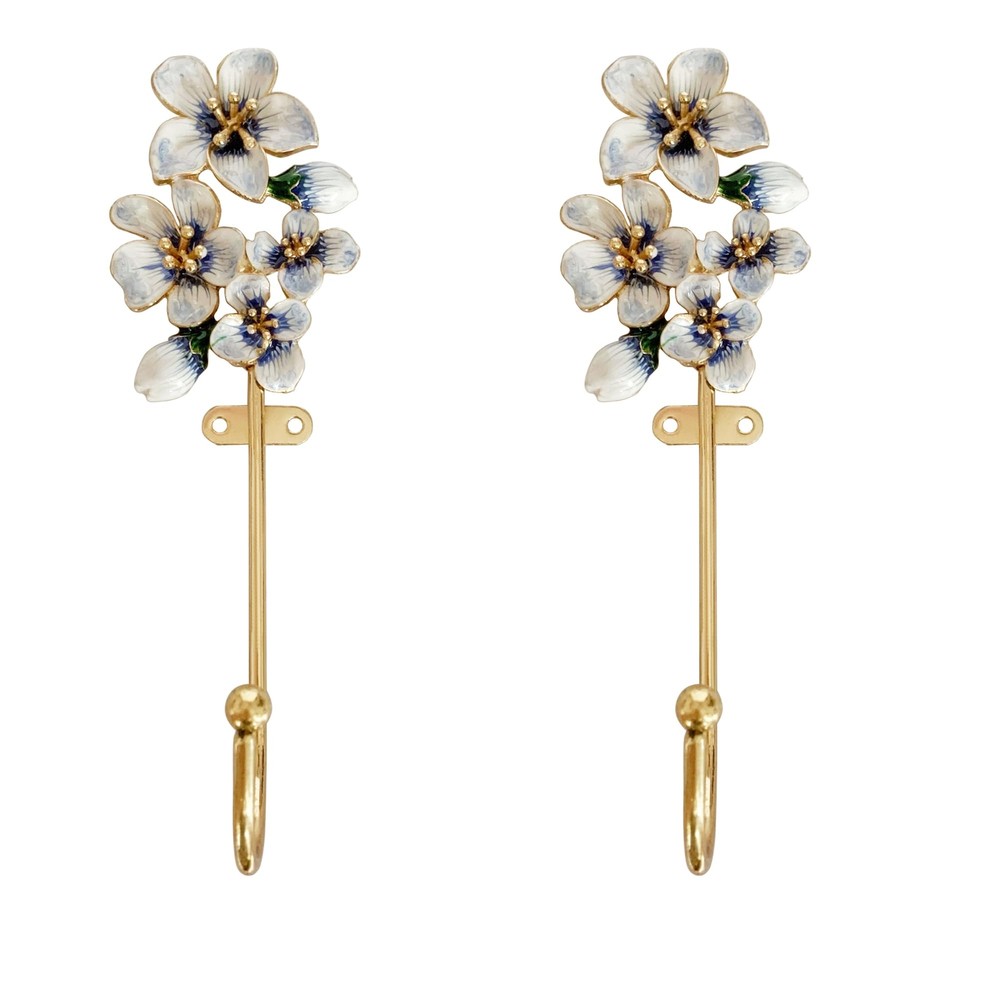Vintage Flower Shaped Metal Wall Hooks 2 Pack for Coats Hats Decor