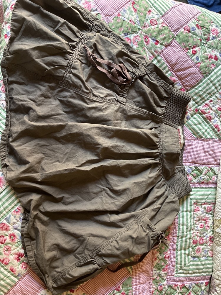 Mossimo Supply Co Women’s Brown Skirt Size Small 19” Length With 2 Pockets