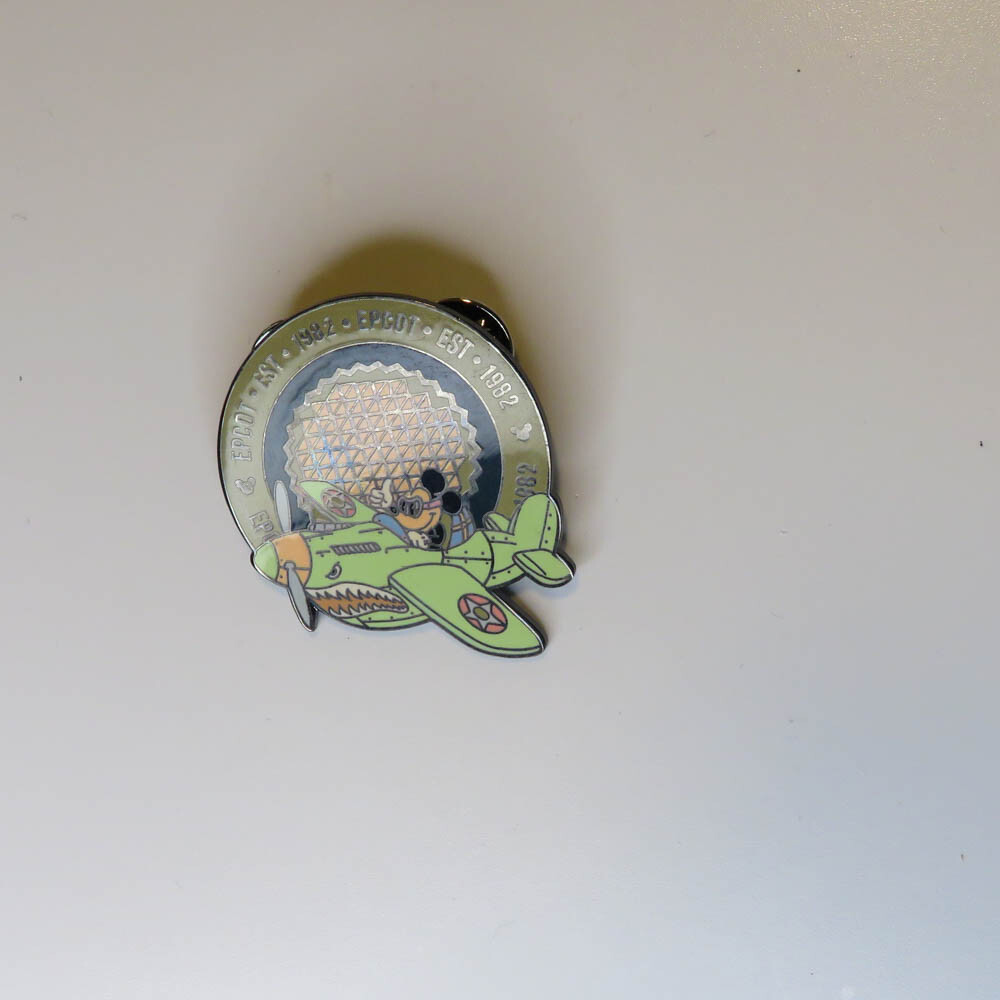 Disney Pin Epcot 1982 Mickey Mouse In Airplane 2000 Limited Edition 7500 RARE