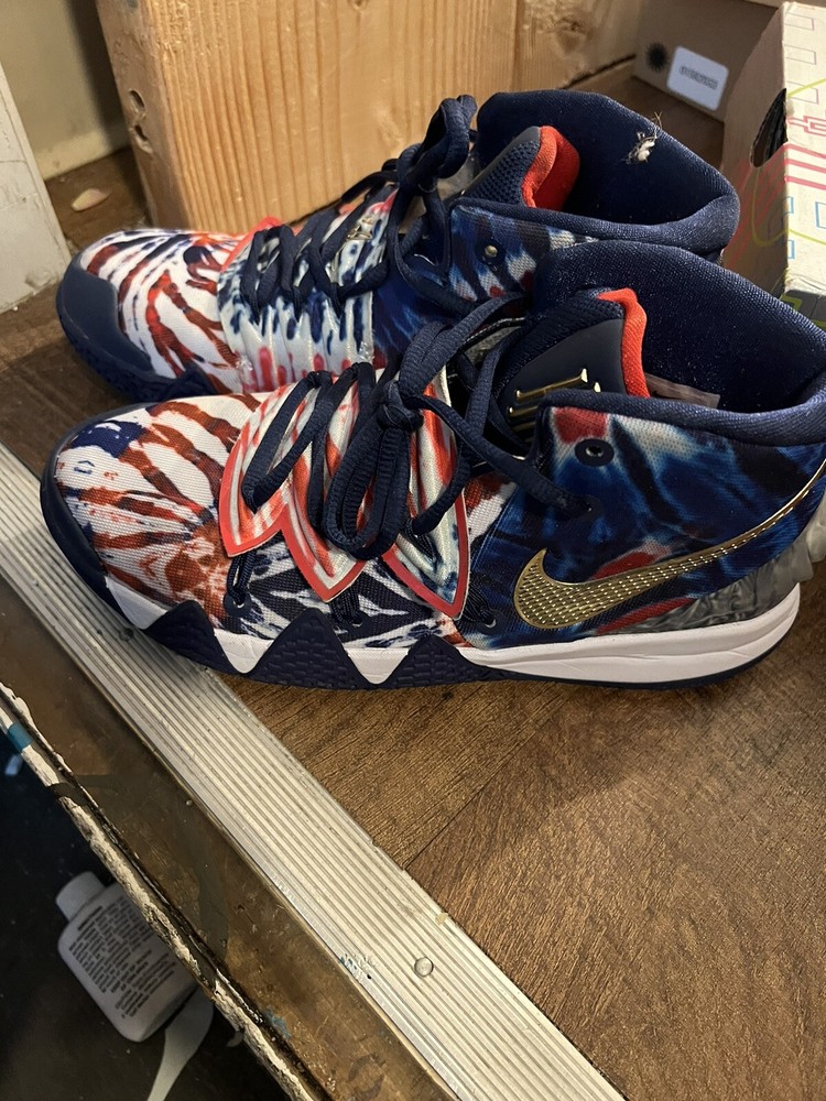Nike Kybrid S2 Mid What The USA in Size 6.5 GS