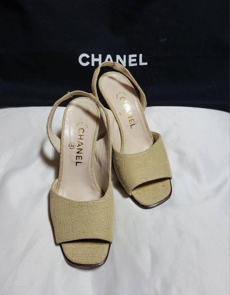 CHANEL Beige Heel Mule Sandals EU 36.5 Preowned Ac1704