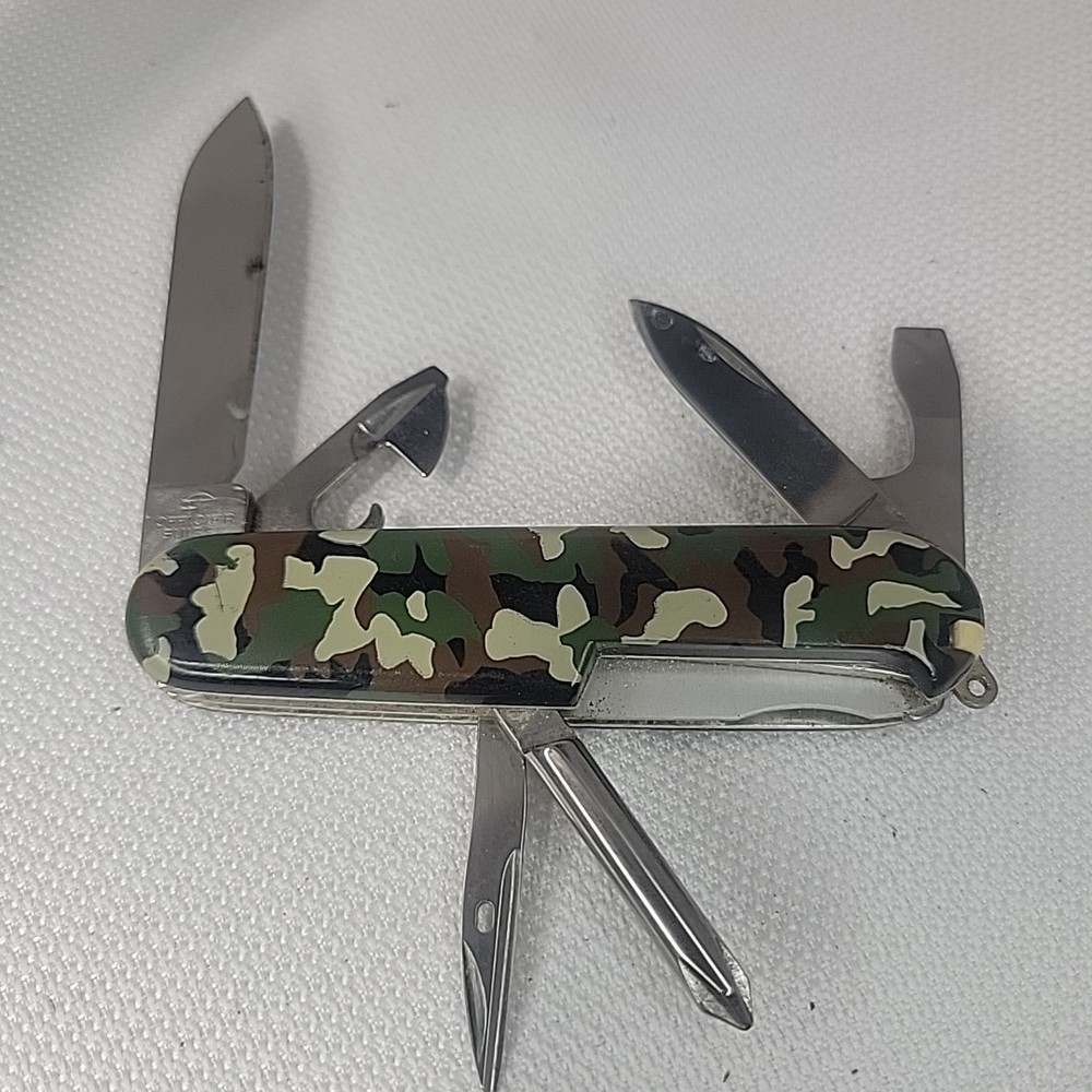 Victorinox Spartan Swiss Army Knife Camo Officer Suisse Edition