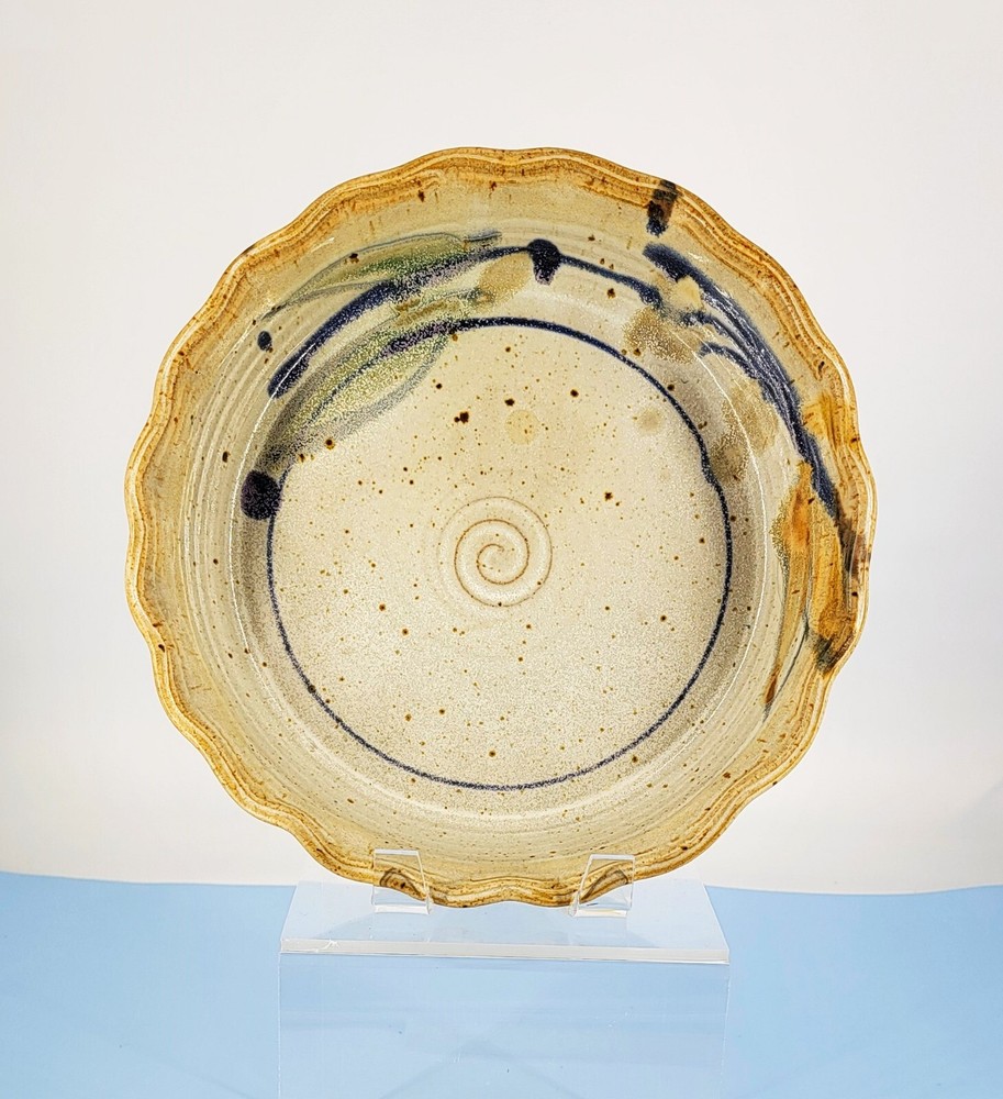 Hand Made Studio Pottery Hand Painted Ruffled Edge Pie Plate Artist Signed New