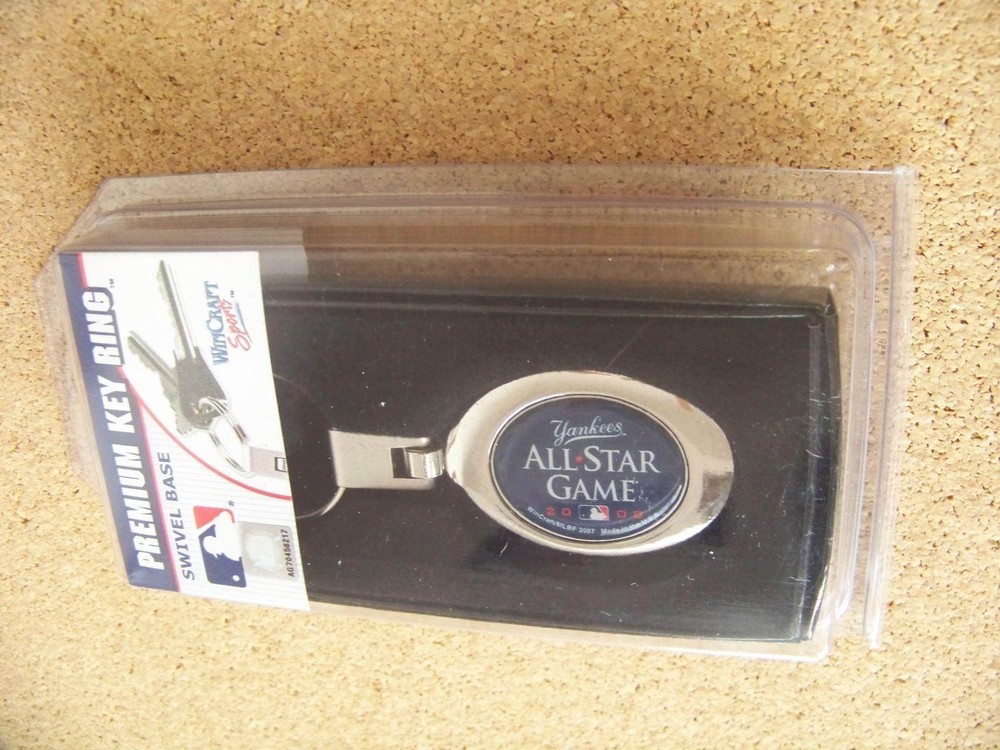 2008 MLB All-Star Game logo Yankees key ring swivel W