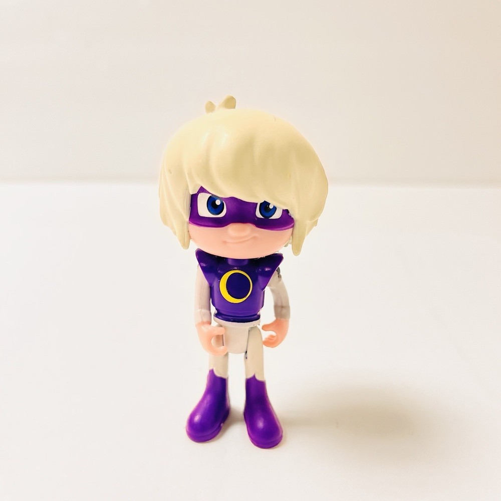 ⭐️ PJ Masks LUNA GIRL Vinyl Figure 3