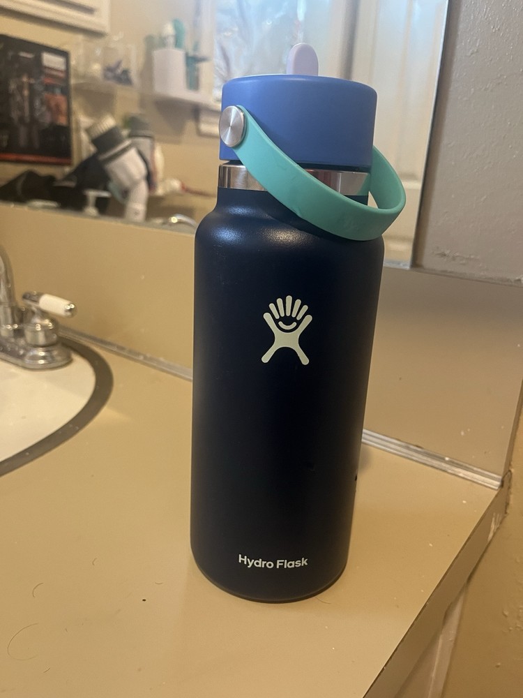 Hydro Flask, Water Bottle 32 oz Wide Mouth Black See Photos See Photos