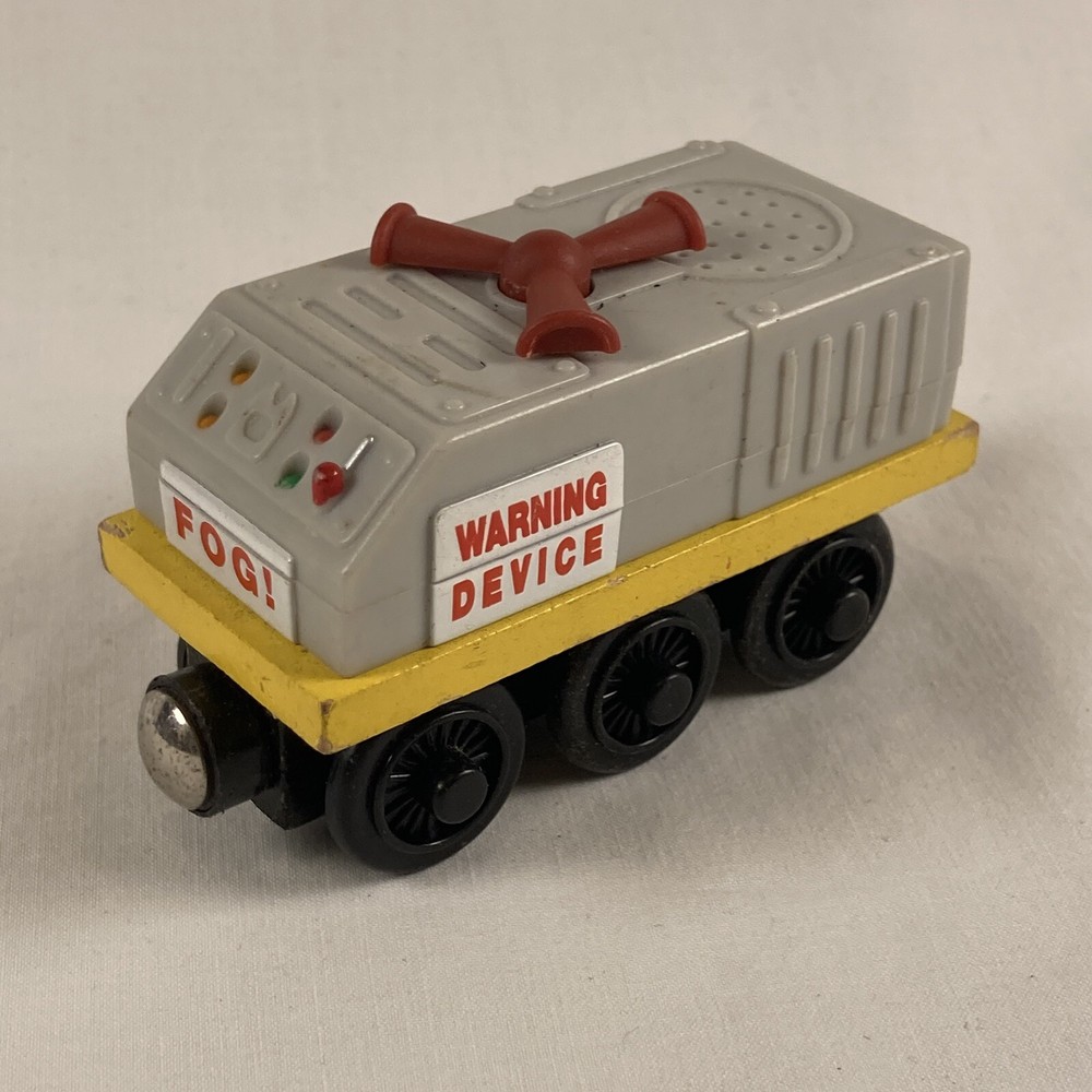 Thomas The Train Wooden Railway 2003 Vintage Fog Horn Car with Sound