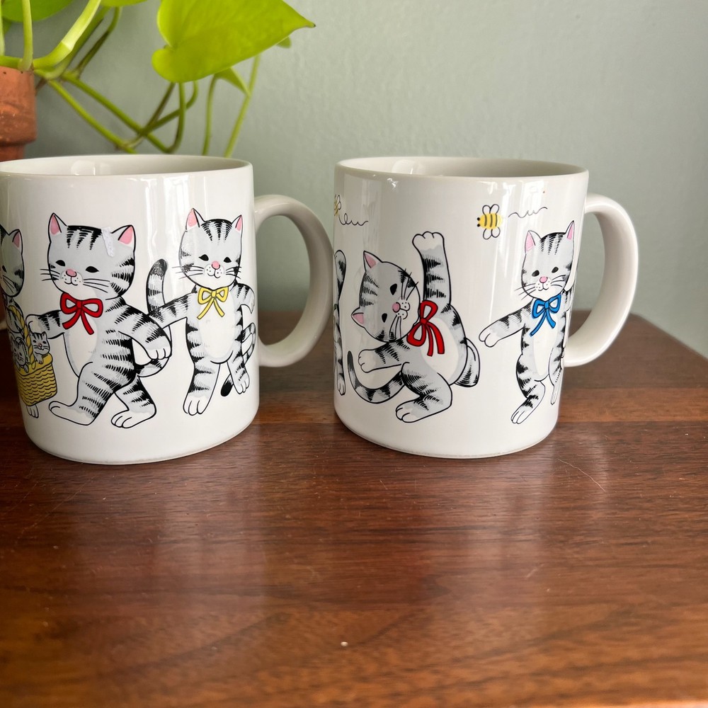 Vintage Japan Cat Mug Set Gray Tabby Kitten Coffee Cups Pair