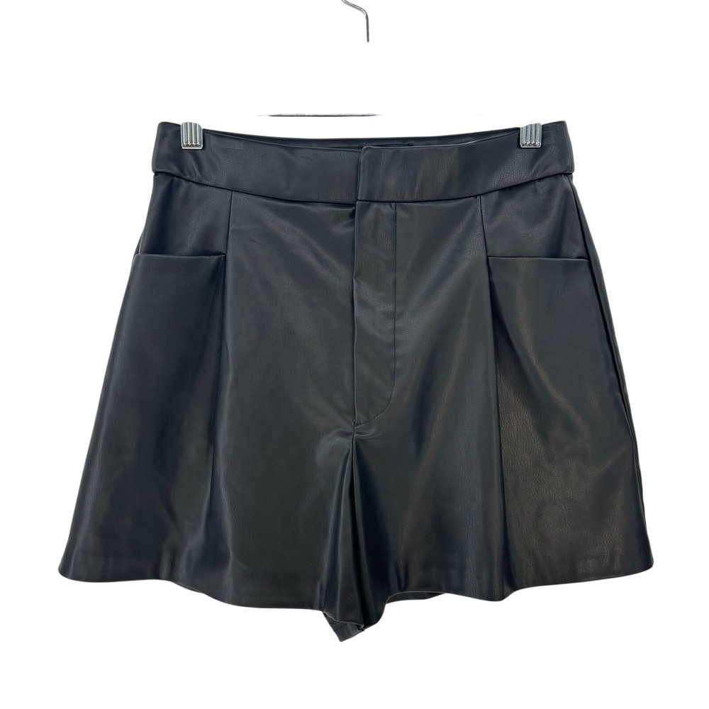ZARA Black Faux Leather High Waisted Pleated Shorts Women SMALL Streetwear Moto